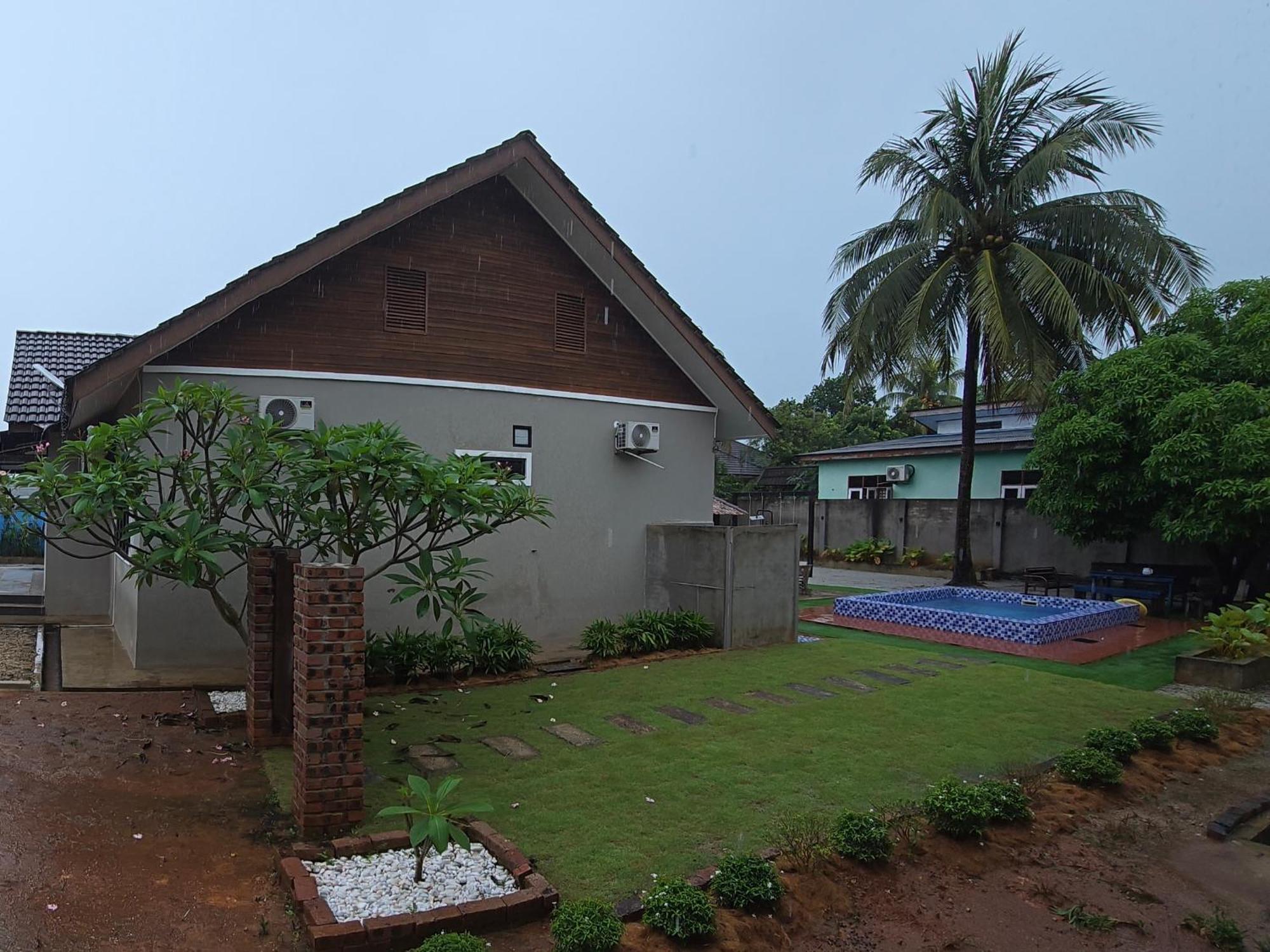 Casa Tiga Homestay Besut Kampung Kuala Besut Εξωτερικό φωτογραφία